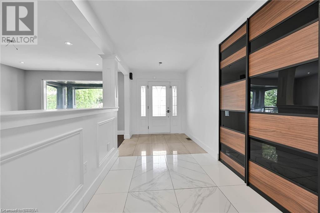 396 Denlow Avenue, Hamilton, Ontario  L9C 6Z5 - Photo 6 - 40679411