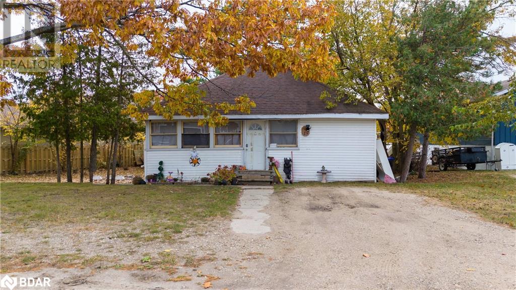 75 Old Mosley Street, Wasaga Beach, Ontario  L9Z 2X1 - Photo 1 - 40670301