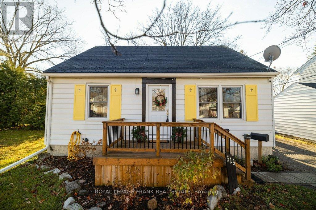 313 Mason Avenue, Peterborough, Ontario  K9H 4W4 - Photo 2 - X10874889