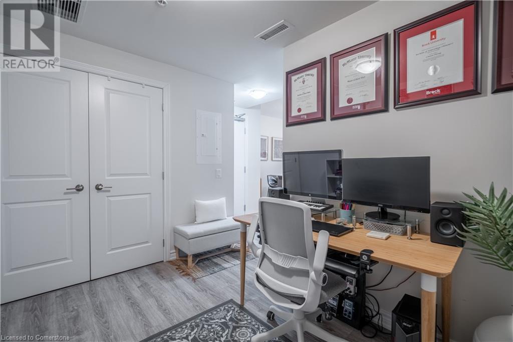 40 Esplanade Lane Unit# 208, Grimsby, Ontario  L3M 0G9 - Photo 16 - 40680627