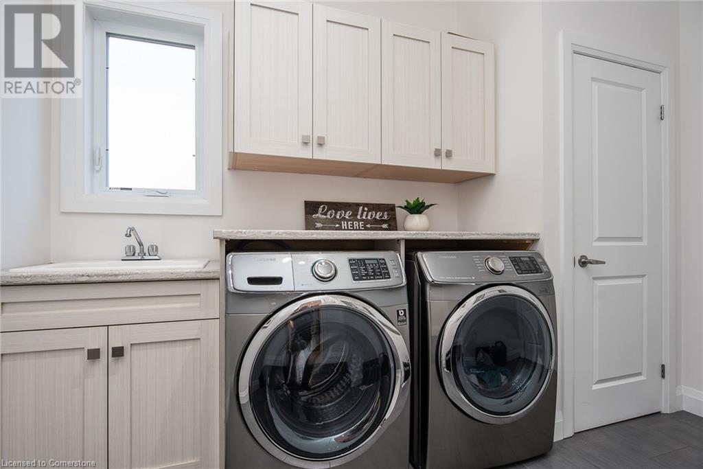 160 Redtail Street, Kitchener, Ontario  N2K 0E4 - Photo 19 - 40680596