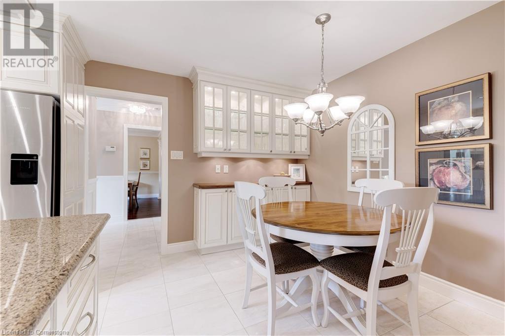 306 Oakwood Court, Burlington, Ontario  L7N 1W9 - Photo 14 - XH4204708