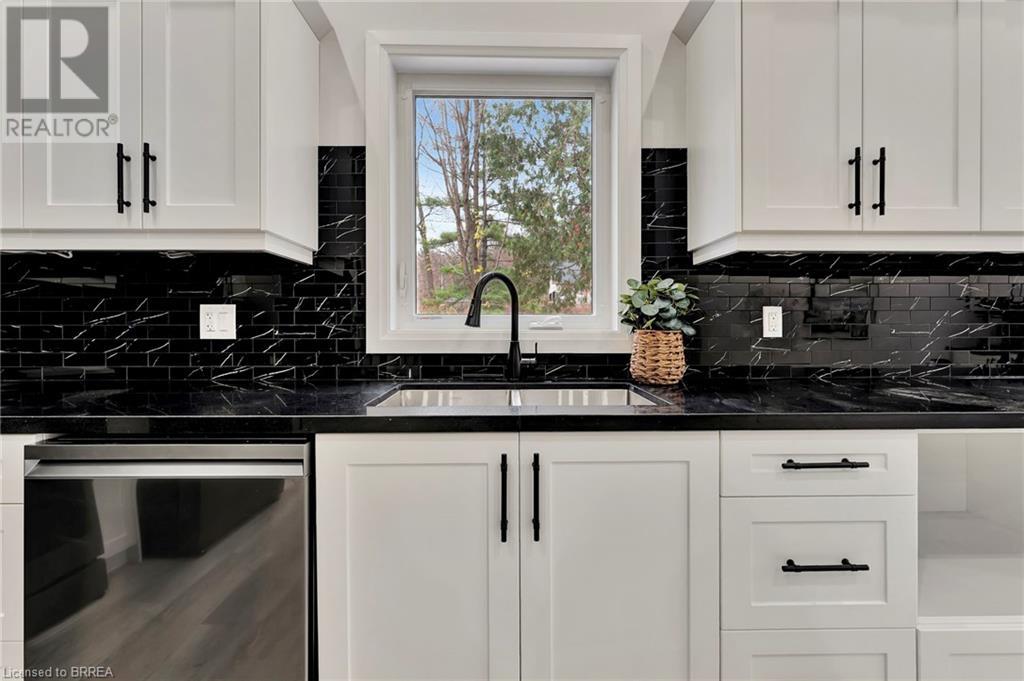 59 Laurel Street, Paris, Ontario  N3L 2H2 - Photo 12 - 40679911