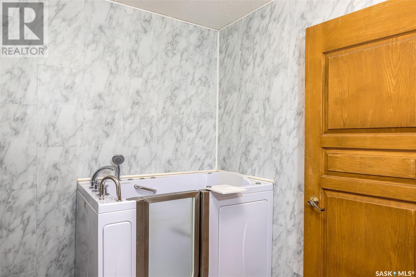 999 Melfort Street W, Melfort, Saskatchewan  S0E 1A0 - Photo 17 - SK988748