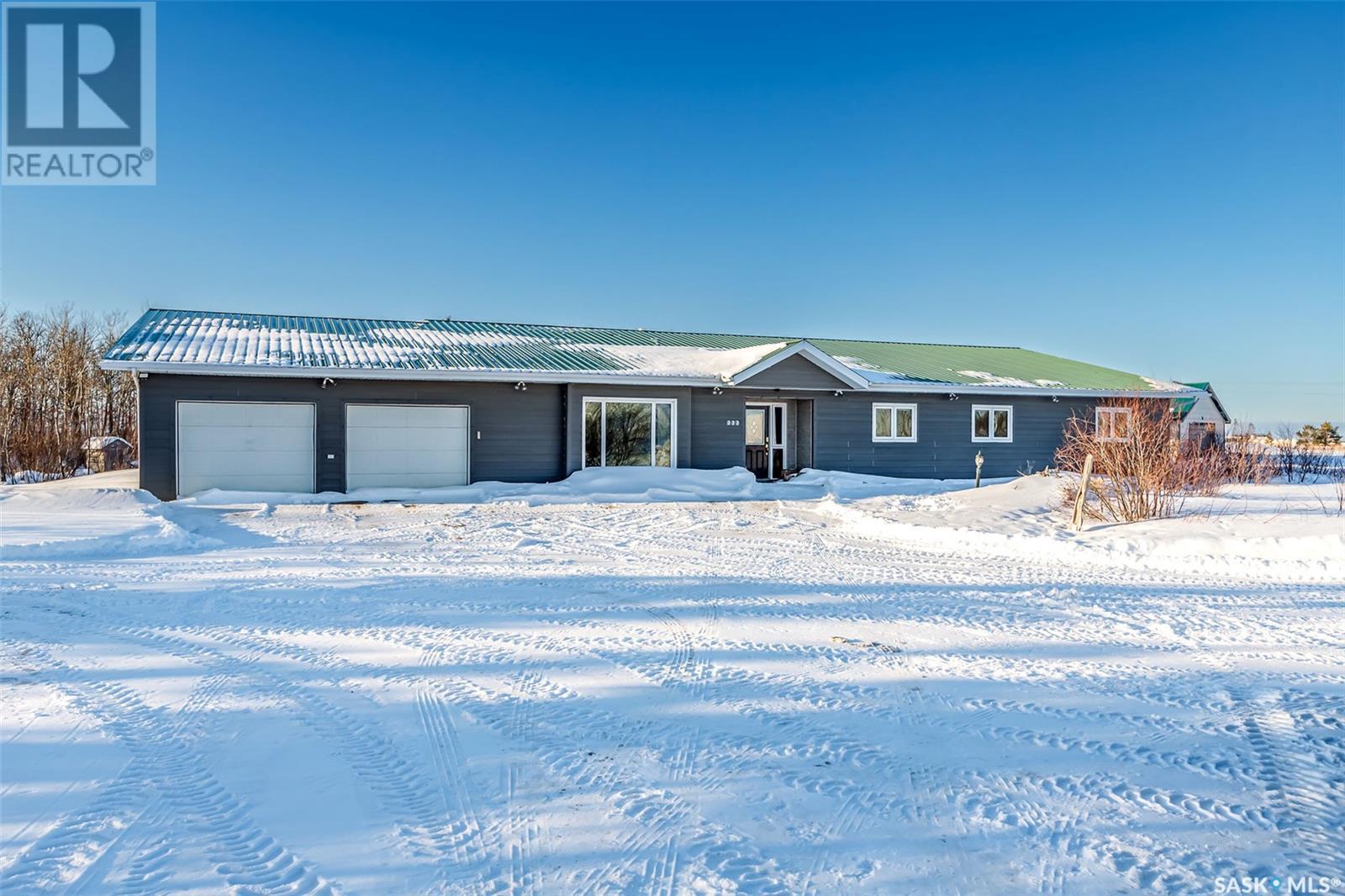 999 Melfort Street W, Melfort, Saskatchewan  S0E 1A0 - Photo 2 - SK988748