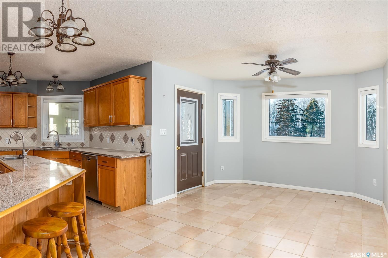 999 Melfort Street W, Melfort, Saskatchewan  S0E 1A0 - Photo 9 - SK988748