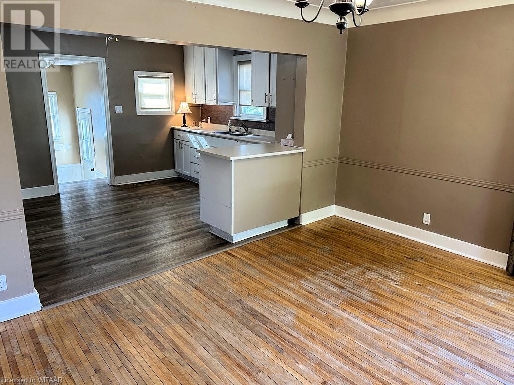 25 Fourth Street, Tillsonburg, Ontario  N4G 1H1 - Photo 9 - 40663020