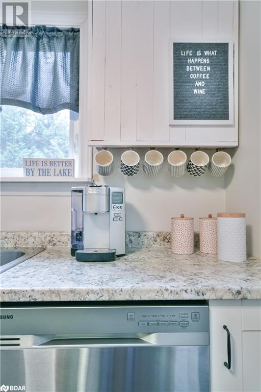 53 Polish Avenue, Penetanguishene, Ontario  L9M 1W8 - Photo 6 - 40680695