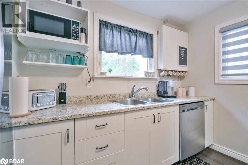 53 Polish Avenue, Penetanguishene, Ontario  L9M 1W8 - Photo 9 - 40680695