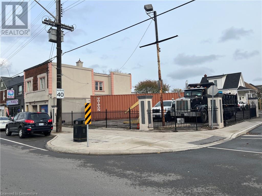 234-236 Kenilworth Avenue NHamilton, Ontario  L8H 4S5 - Photo 3 - 40679343