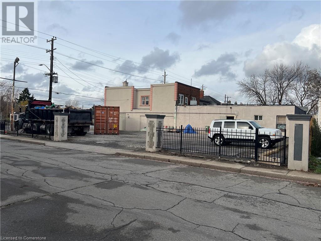 234-236 Kenilworth Avenue NHamilton, Ontario  L8H 4S5 - Photo 4 - 40679343