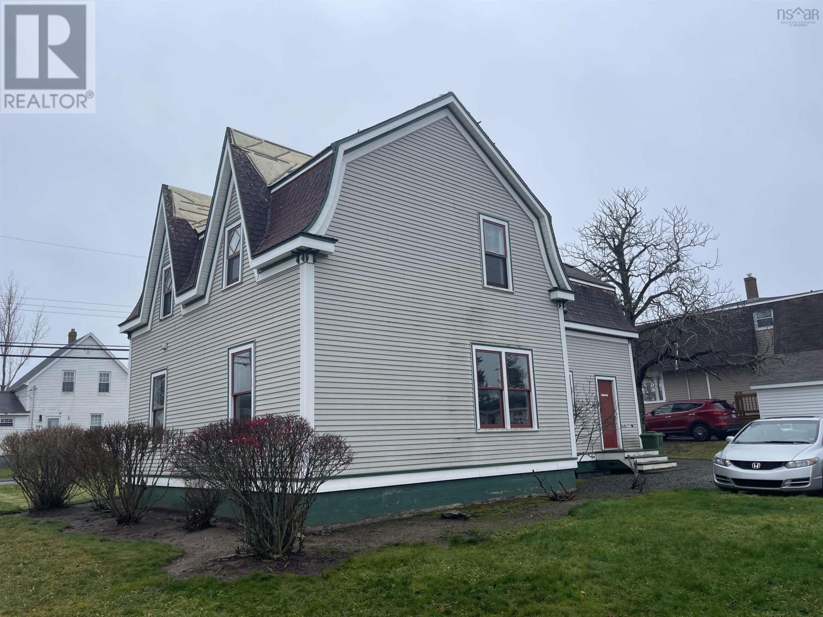 2172 Cowan Street, Westville, Nova Scotia  B0K 2A0 - Photo 3 - 202427230