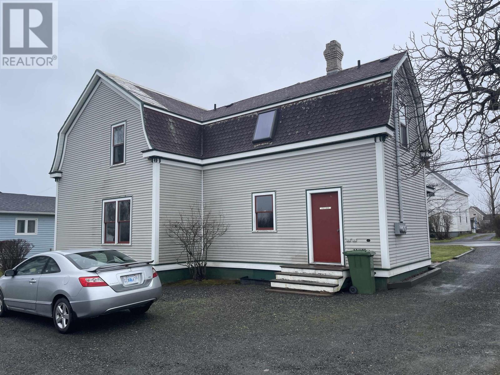 2172 Cowan Street, Westville, Nova Scotia  B0K 2A0 - Photo 4 - 202427230