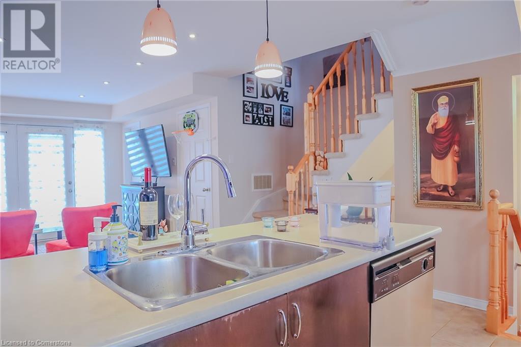 60 Fairwood Circle Unit# 4, Brampton, Ontario  L6R 0Y6 - Photo 14 - 40680062