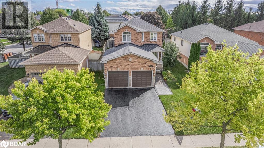 21 LESLIE Avenue, Barrie, Ontario