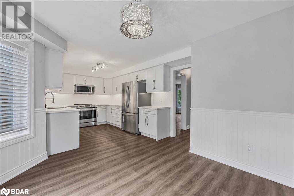 21 Leslie Avenue, Barrie, Ontario  L4N 9P1 - Photo 14 - 40680719