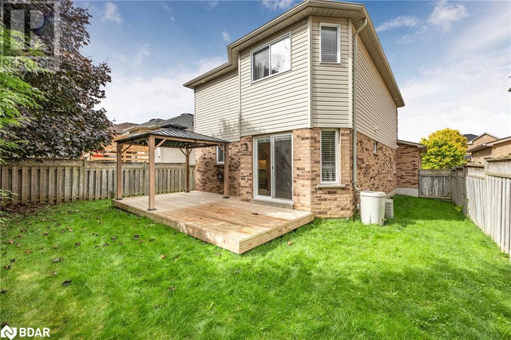 21 Leslie Avenue, Barrie, Ontario  L4N 9P1 - Photo 2 - 40680719