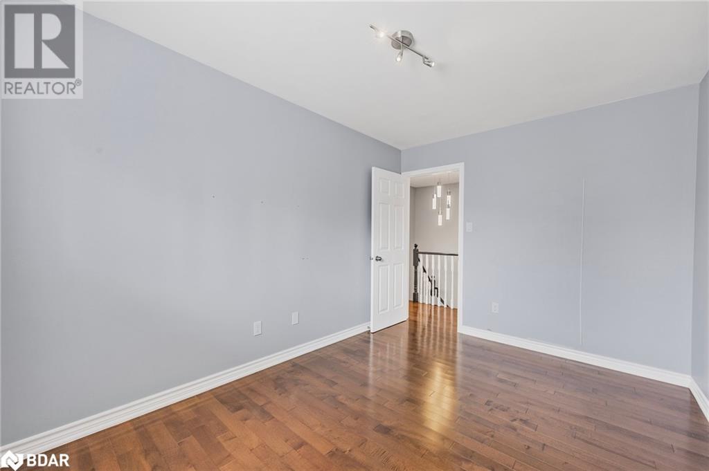 21 Leslie Avenue, Barrie, Ontario  L4N 9P1 - Photo 27 - 40680719