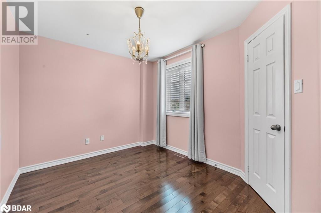 21 Leslie Avenue, Barrie, Ontario  L4N 9P1 - Photo 29 - 40680719