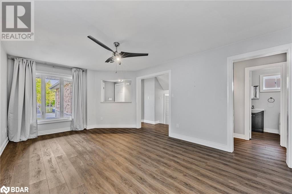 21 Leslie Avenue, Barrie, Ontario  L4N 9P1 - Photo 8 - 40680719