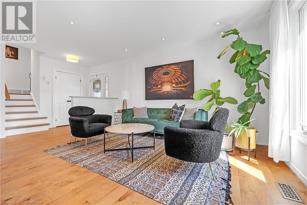 98 Forestgate Drive, Hamilton, Ontario  L9C 6A3 - Photo 10 - 40680643