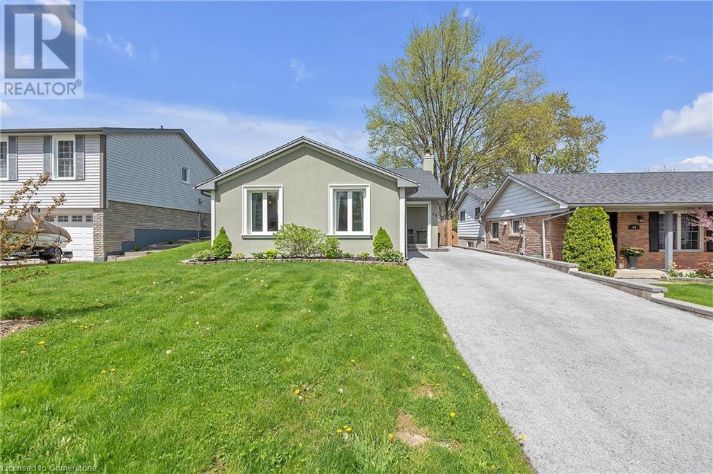 98 Forestgate Drive, Hamilton, Ontario  L9C 6A3 - Photo 2 - 40680643