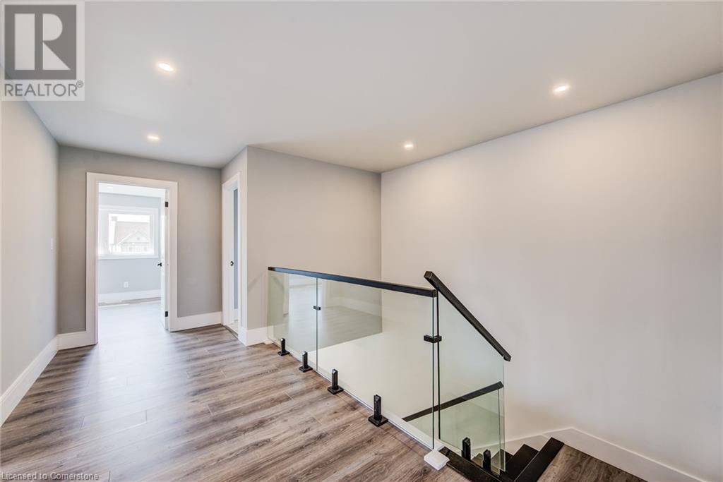 151 Cityview Drive N, Guelph, Ontario  N1E 6Y7 - Photo 21 - 40680726