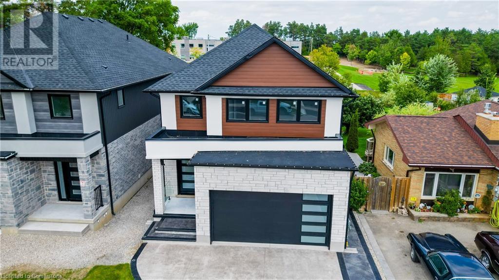 151 Cityview Drive N, Guelph, Ontario  N1E 6Y7 - Photo 3 - 40680726