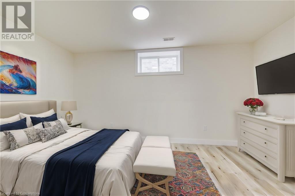 151 Cityview Drive N, Guelph, Ontario  N1E 6Y7 - Photo 39 - 40680726