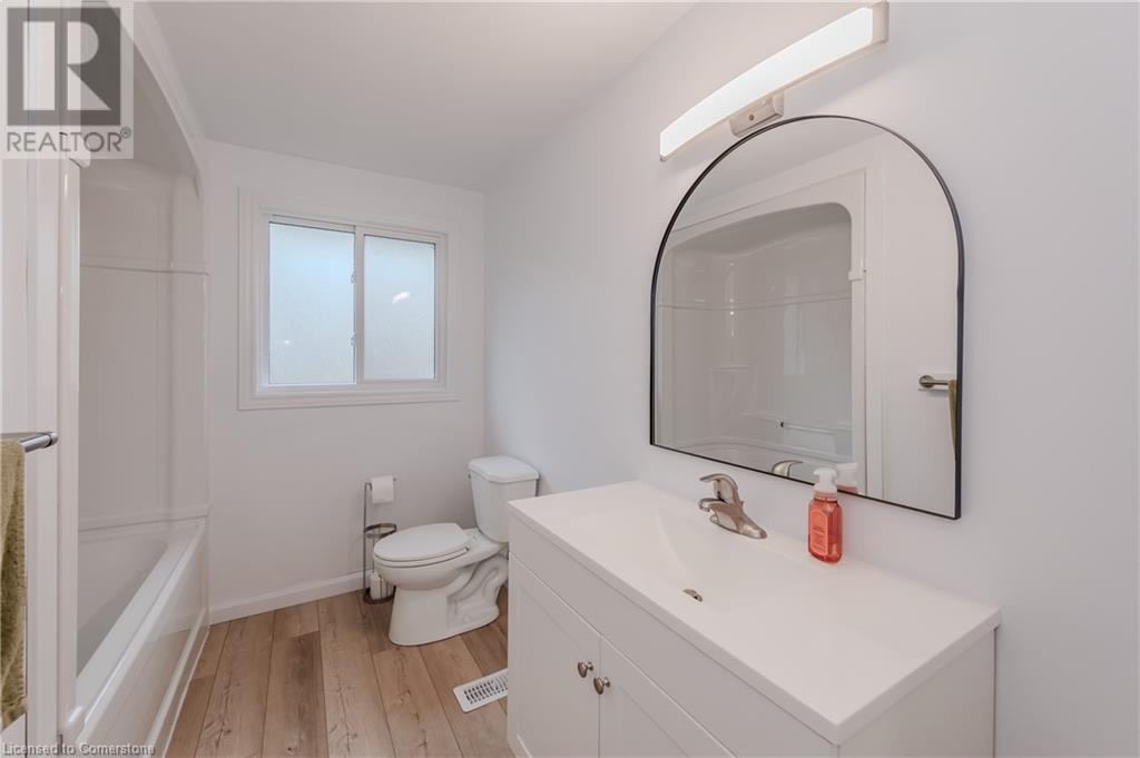 53 Oak Street, Cambridge, Ontario  N1R 4L1 - Photo 17 - 40679558