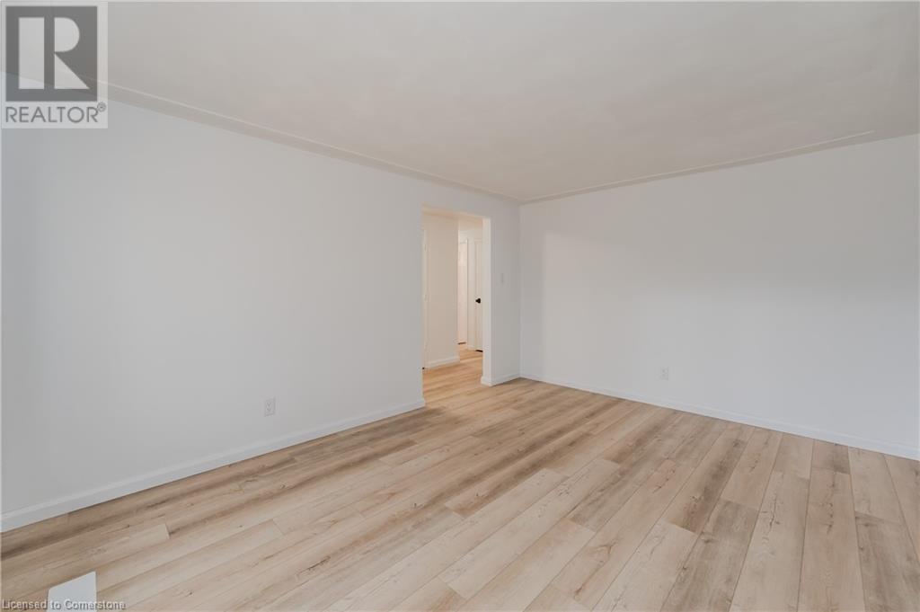 53 Oak Street, Cambridge, Ontario  N1R 4L1 - Photo 8 - 40679558