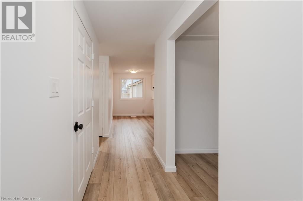 53 Oak Street, Cambridge, Ontario  N1R 4L1 - Photo 9 - 40679558