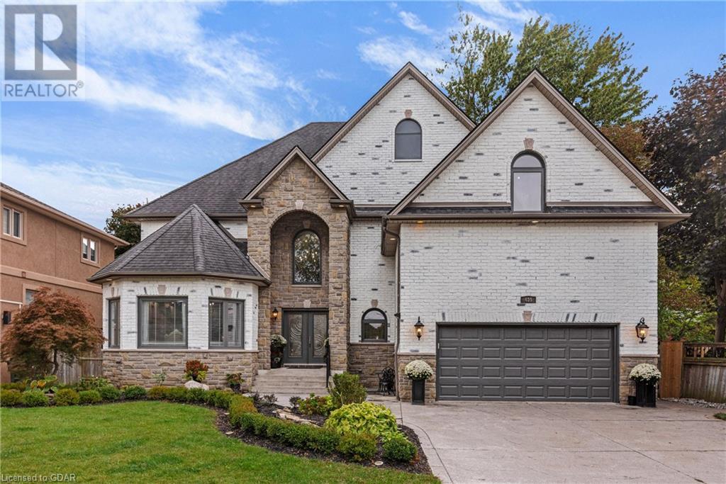 435 COUNTRY CLUB Drive, windsor, Ontario