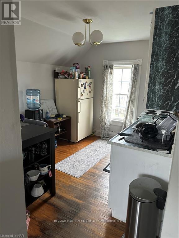 Property at 103 WELLAND AVENUE image 3