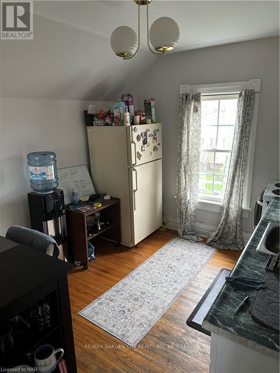 103 Welland Avenue, St. Catharines, Ontario  L2R 2N2 - Photo 6 - X10884976
