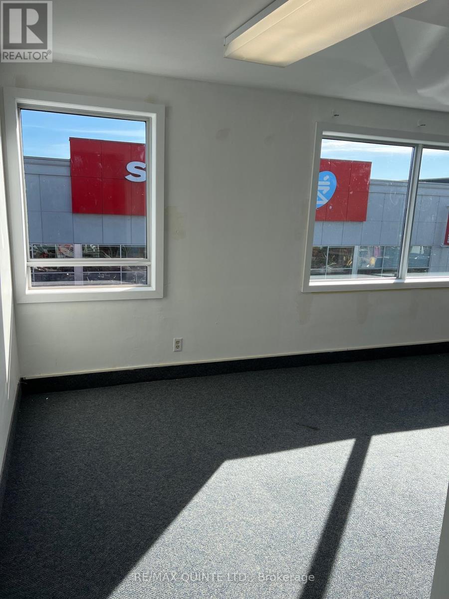 1 - 74 Dundas Street W, Quinte West, Ontario  K8V 3P3 - Photo 11 - X9243047