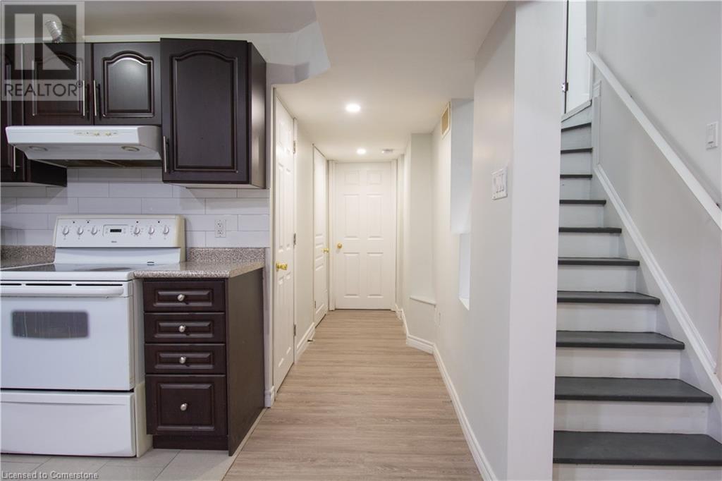 1 Colonial Drive, Guelph, Ontario  N1L 1T7 - Photo 38 - 40678476