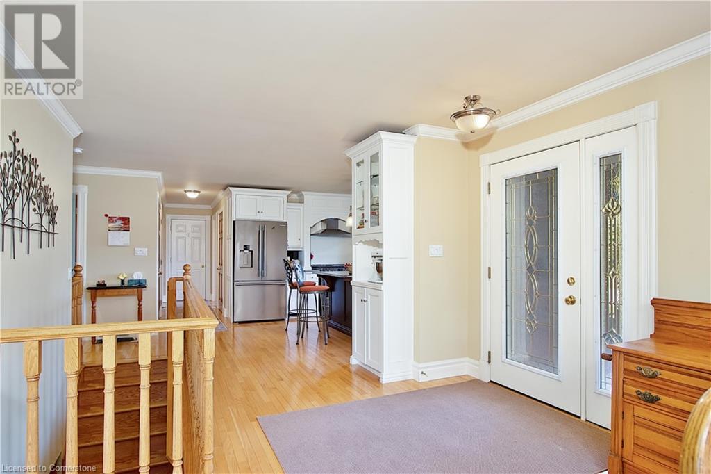 230 Frederick Court, Tavistock, Ontario  N0B 2R0 - Photo 8 - 40680697