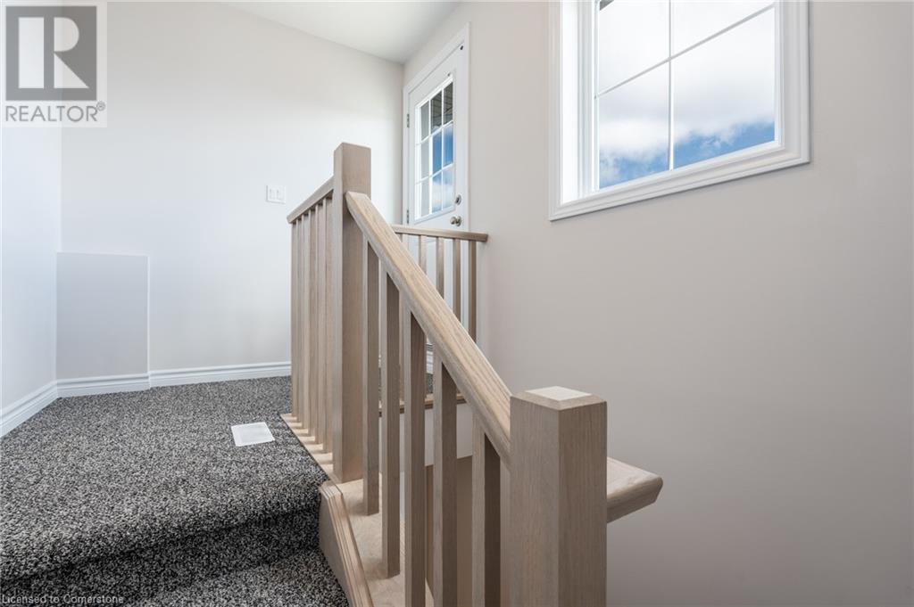 677 Park Road N Unit# 9, Brantford, Ontario  N3R 0A2 - Photo 34 - 40680787