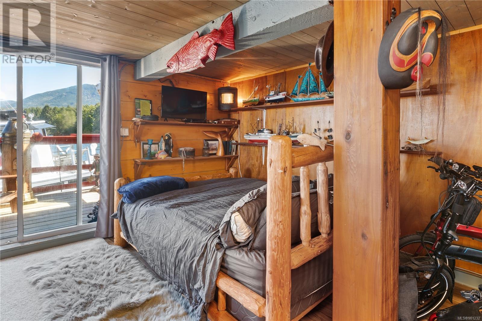 2015 Bay St, Ucluelet, British Columbia  V0R 3A0 - Photo 10 - 981232