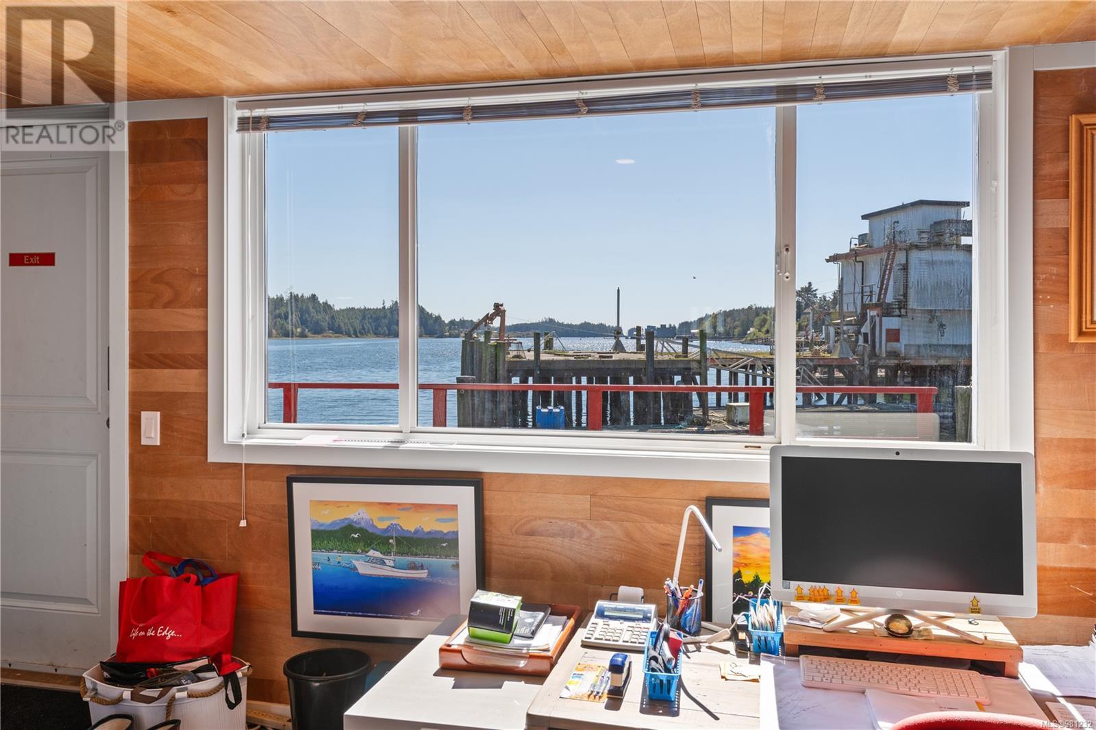 2015 Bay St, Ucluelet, British Columbia  V0R 3A0 - Photo 18 - 981232