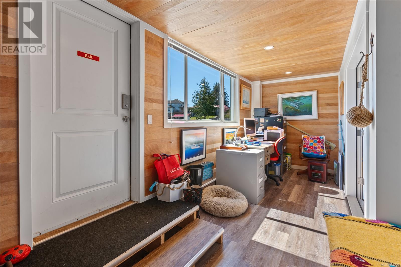 2015 Bay St, Ucluelet, British Columbia  V0R 3A0 - Photo 24 - 981232