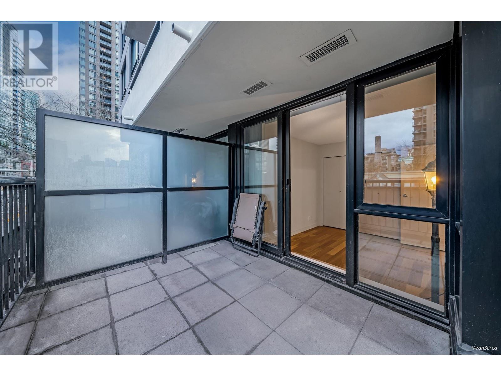 402 928 Homer Street, Vancouver, British Columbia  V6B 1T7 - Photo 13 - R2945943