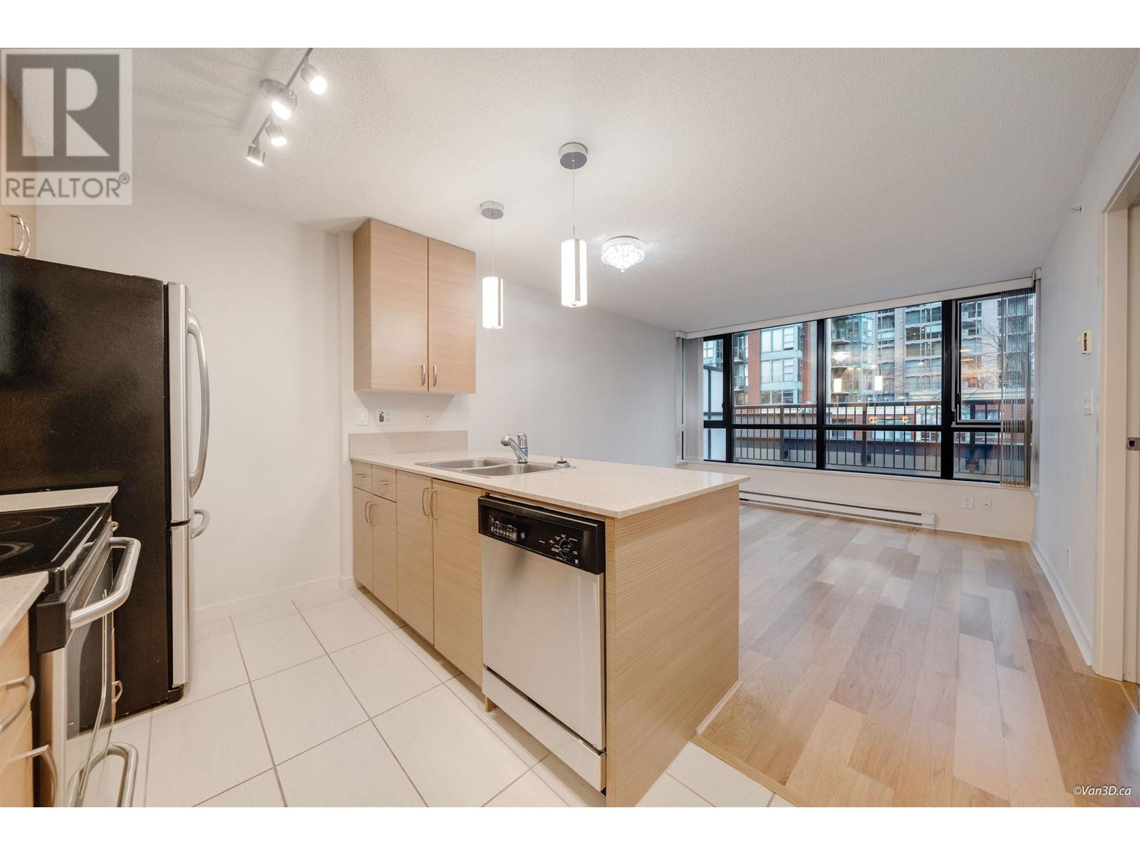 402 928 Homer Street, Vancouver, British Columbia  V6B 1T7 - Photo 3 - R2945943