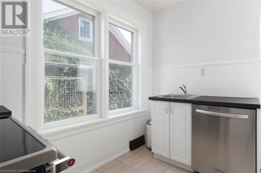 34 Park Street, Kitchener, Ontario  N2G 1M3 - Photo 15 - 40680815