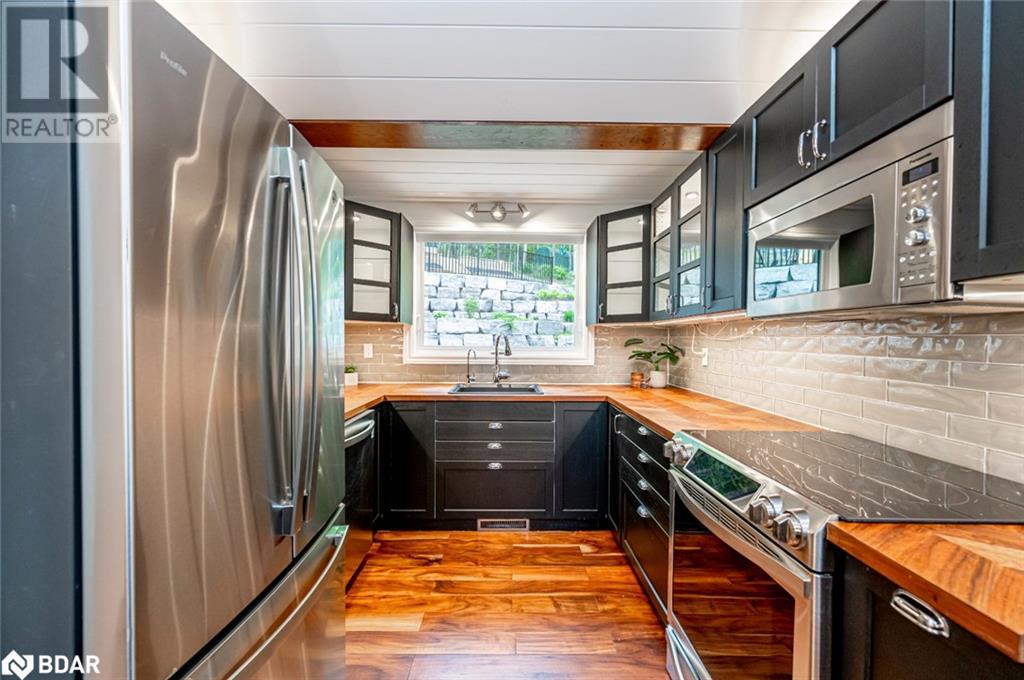 22 Pine Ridge Trail, Oro-Medonte, Ontario  L4M 4Y8 - Photo 2 - 40680836