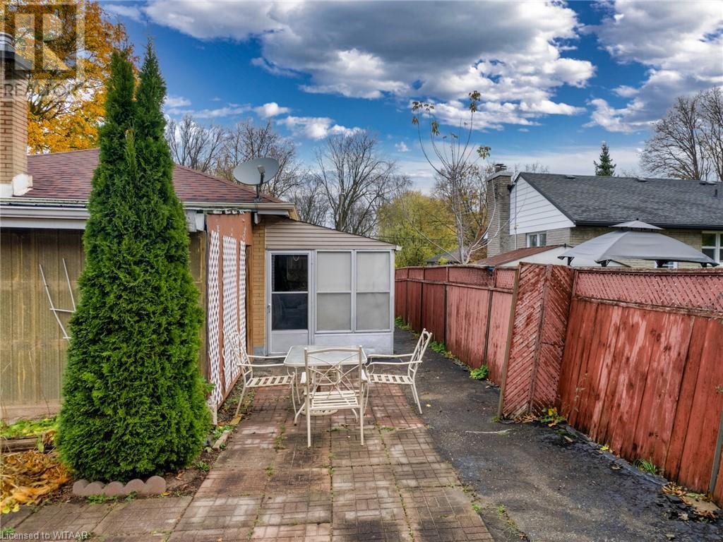 90 Earlscourt Crescent, Woodstock, Ontario  N4S 5H3 - Photo 37 - 40674418
