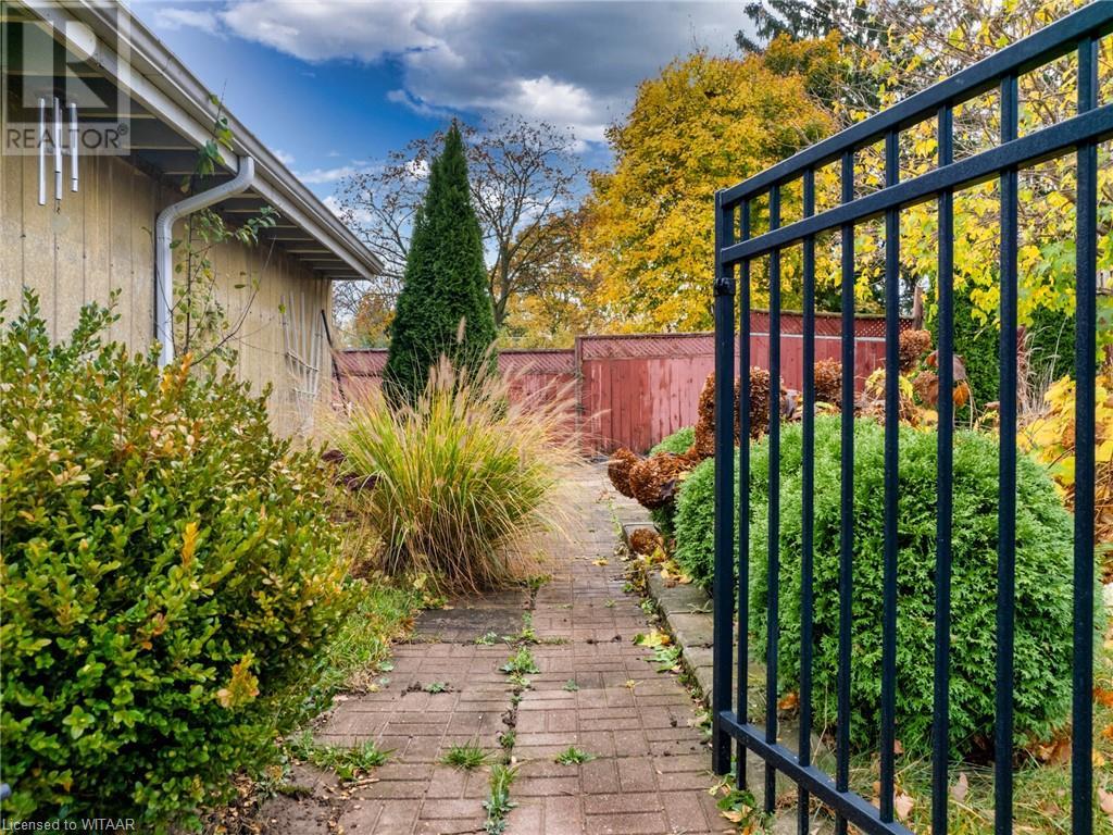 90 Earlscourt Crescent, Woodstock, Ontario  N4S 5H3 - Photo 32 - 40674418