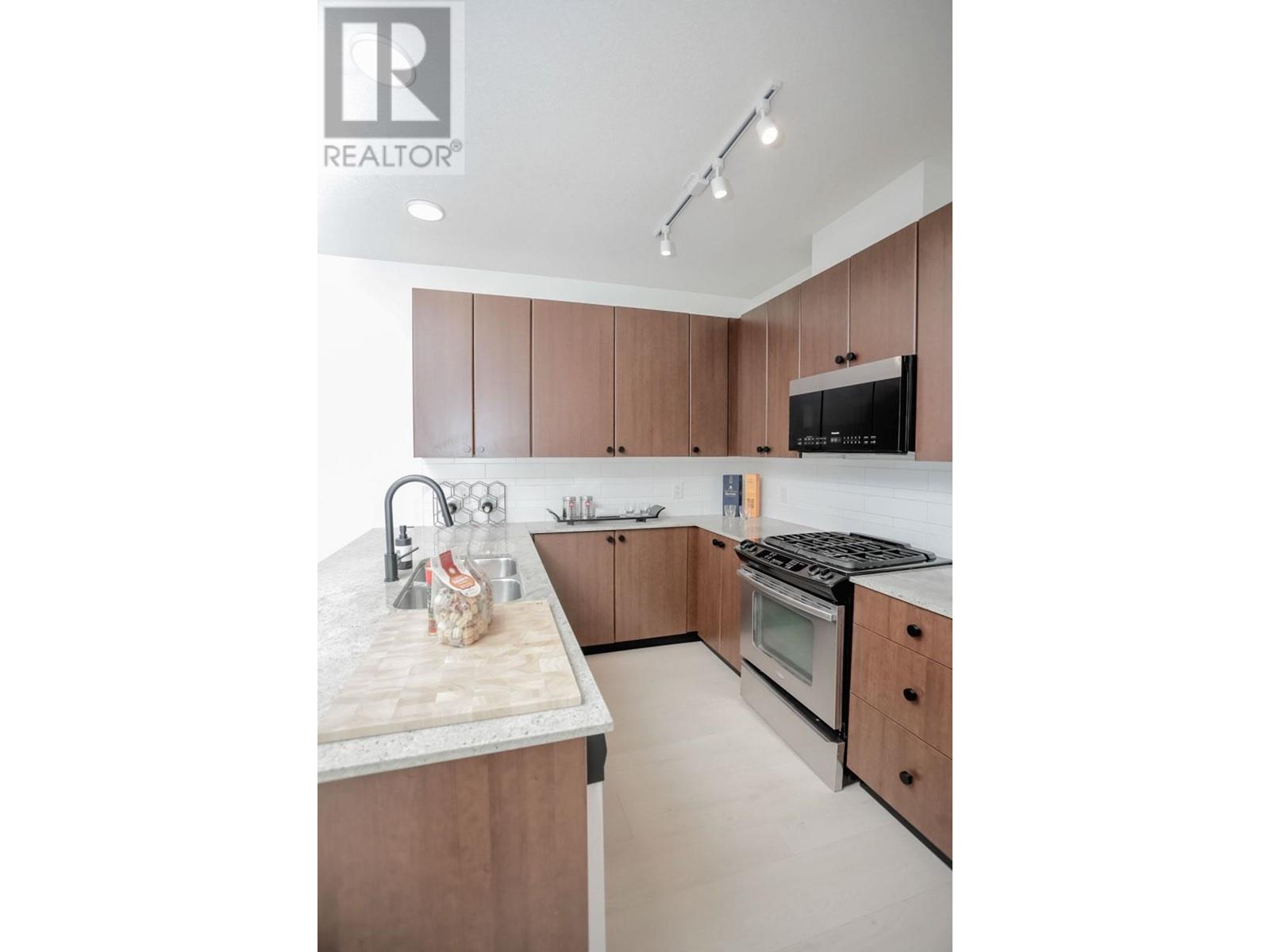 1109 280 Ross Drive, New Westminster, British Columbia V3L 0C2 - Photo 6 - R2946623