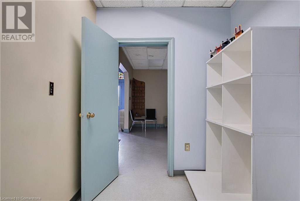 204 King Street E, Cambridge, Ontario  N3H 3M6 - Photo 12 - 40680668